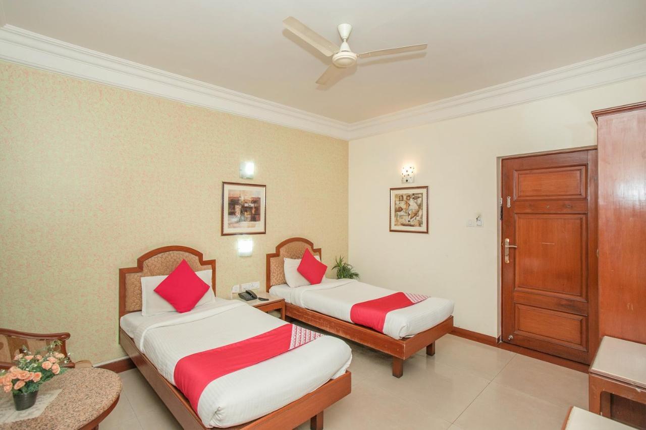 Oyo 579 Hotel Aab Bangalore Ngoại thất bức ảnh