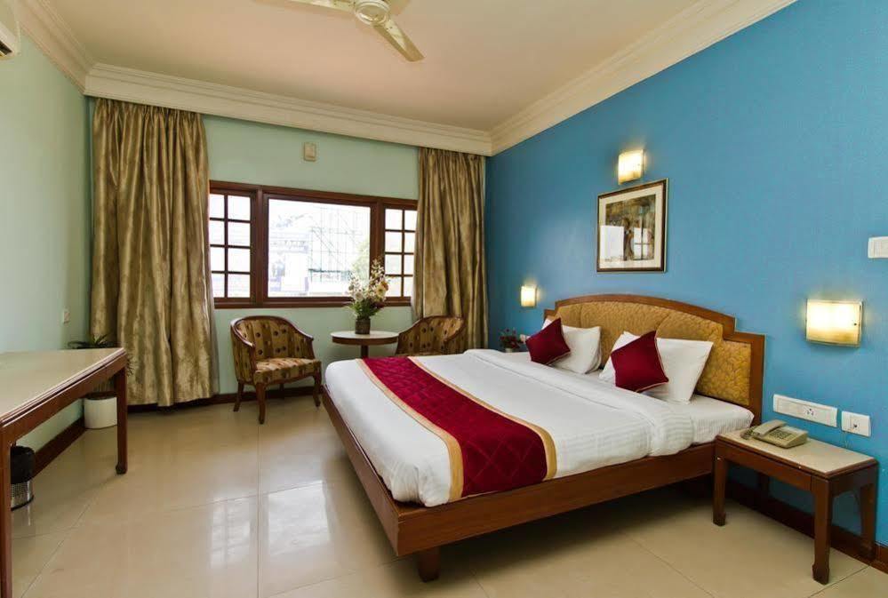 Oyo 579 Hotel Aab Bangalore Ngoại thất bức ảnh