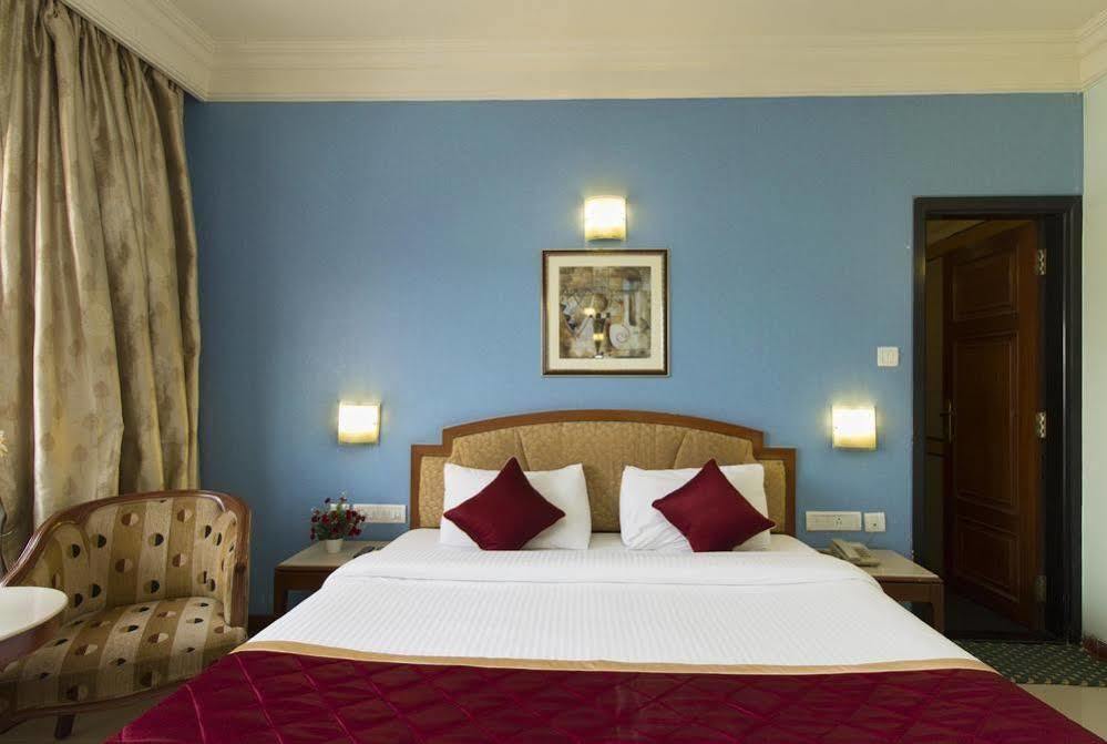 Oyo 579 Hotel Aab Bangalore Ngoại thất bức ảnh