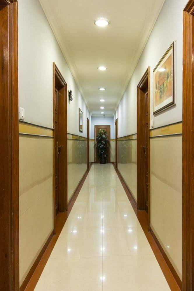Oyo 579 Hotel Aab Bangalore Ngoại thất bức ảnh