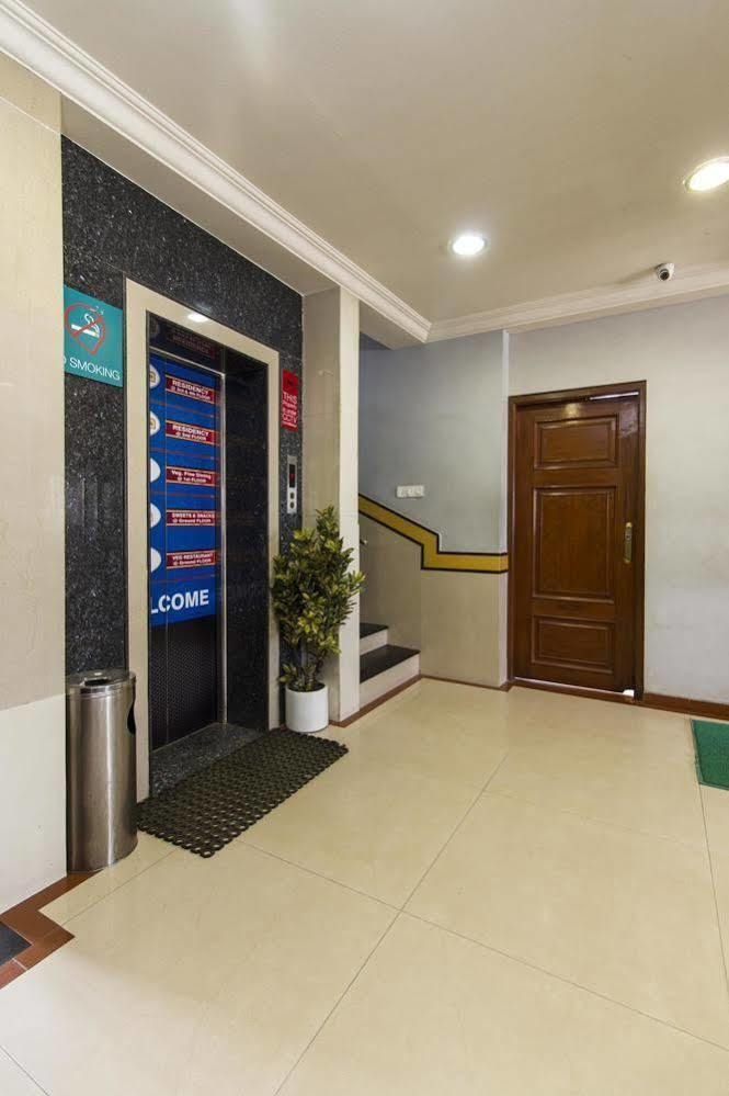 Oyo 579 Hotel Aab Bangalore Ngoại thất bức ảnh