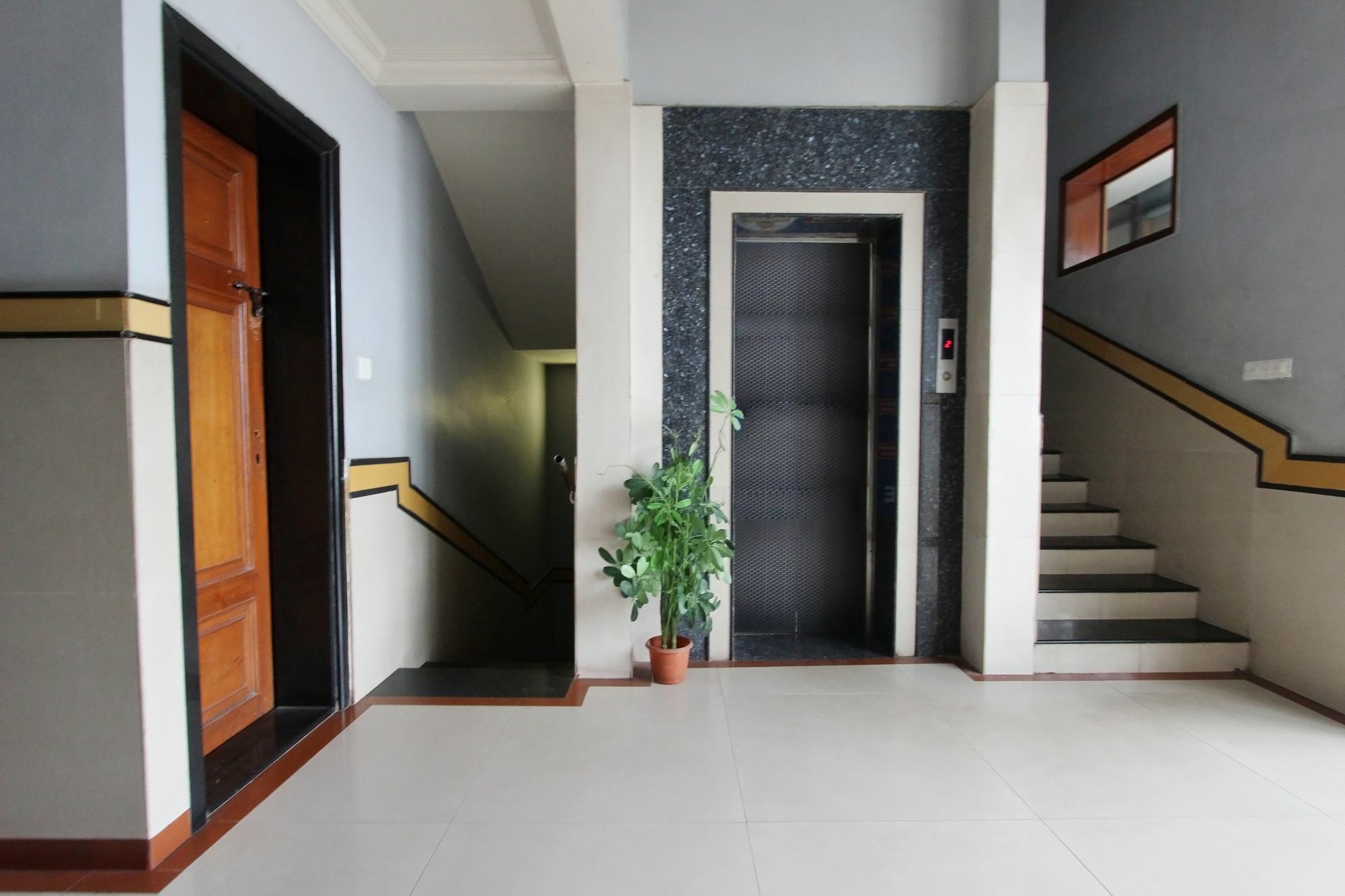 Oyo 579 Hotel Aab Bangalore Ngoại thất bức ảnh